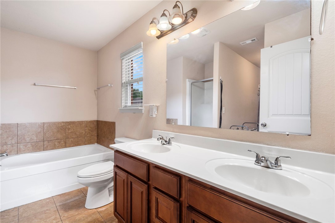 Dixieland Crossing Ph 2 Rogers - Residential