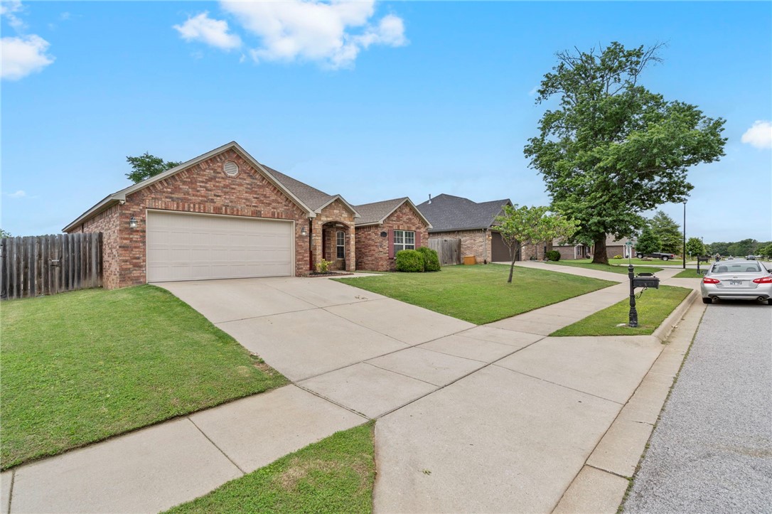 Dixieland Crossing Ph 2 Rogers - Residential