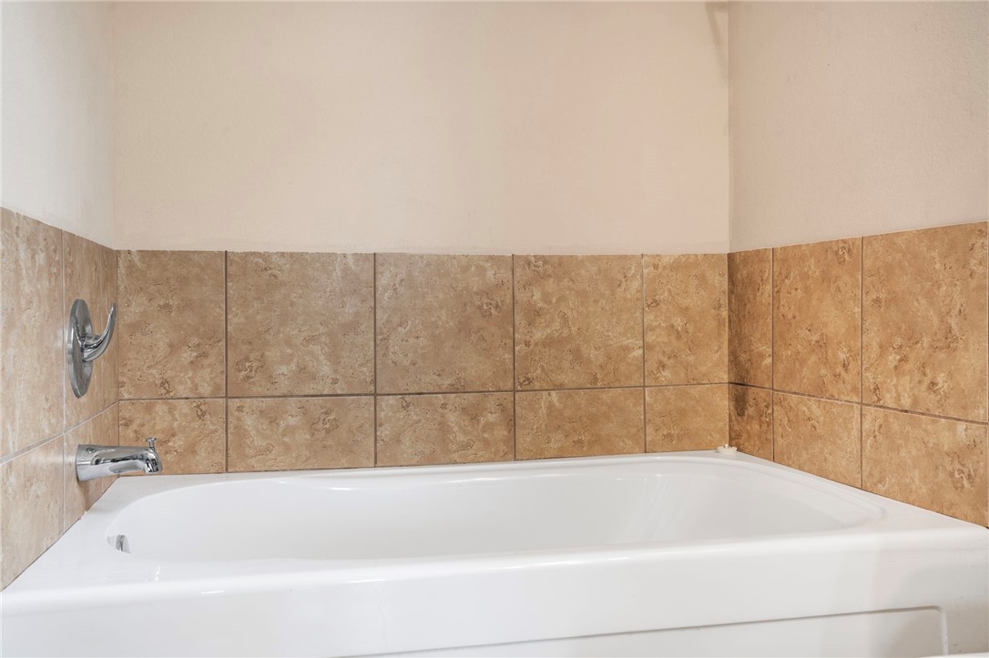 Dixieland Crossing Ph 2 Rogers - Residential