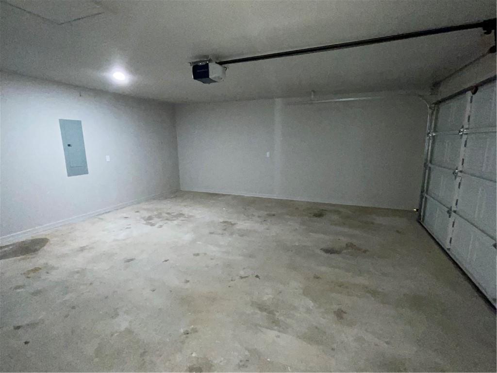 Sundowner - Residential Lease