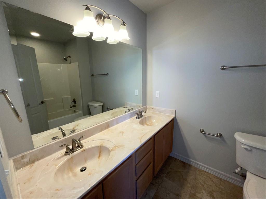 Sundowner - Residential Lease