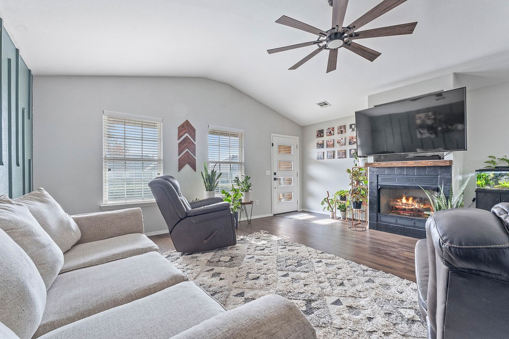 Maple Glenn - Residential