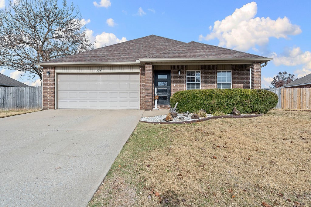 Maple Glenn - Residential