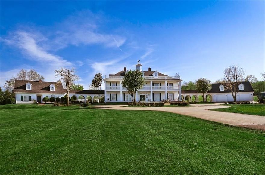 Stunning colonial style home in East Fayetteville. Convenient location near schools, shopping and restaurants. Brand new AC units and water heater.