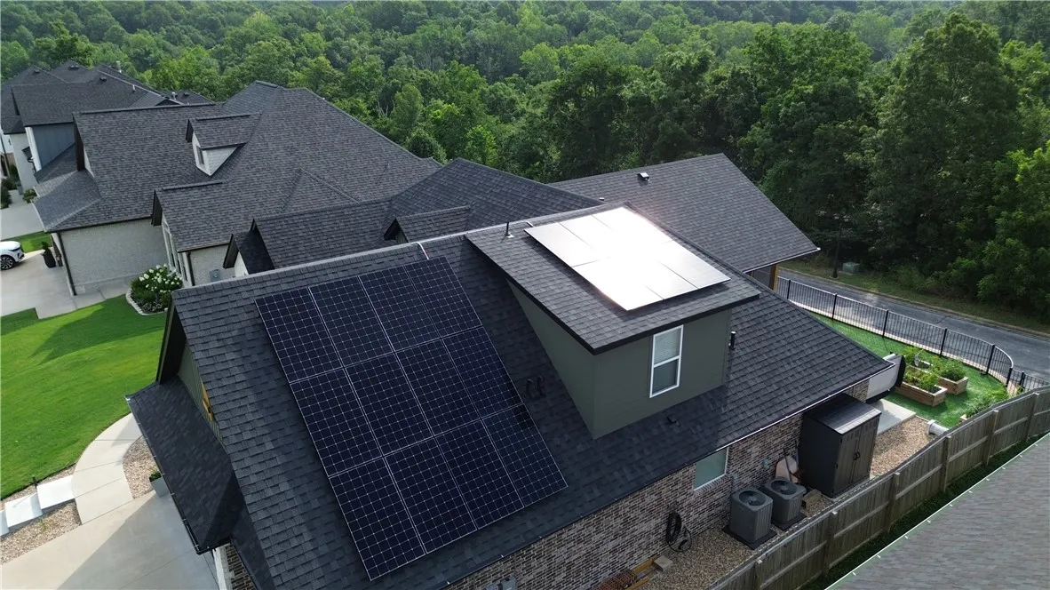 Bentonville, Arkansas 72712, United States, 4 Bedrooms Bedrooms, ,3 BathroomsBathrooms,Residential,Active,176792