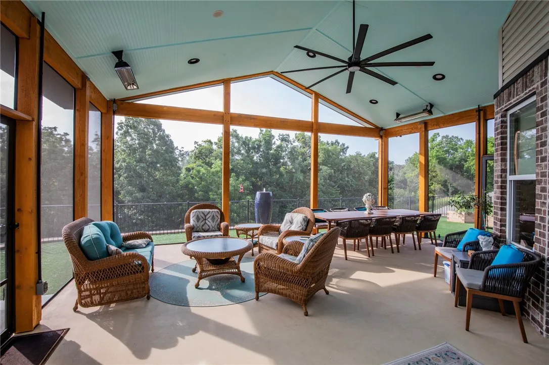 Bentonville, Arkansas 72712, United States, 4 Bedrooms Bedrooms, ,3 BathroomsBathrooms,Residential,Active,176792