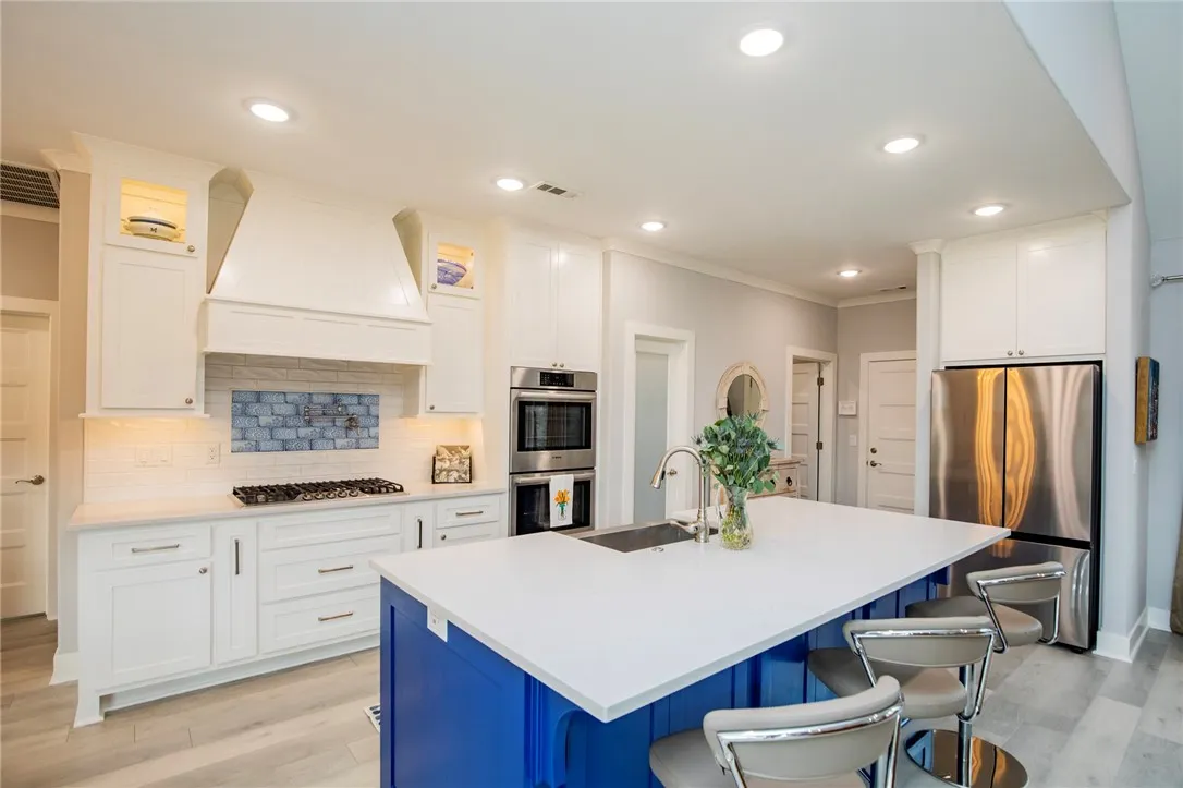 Bentonville, Arkansas 72712, United States, 4 Bedrooms Bedrooms, ,3 BathroomsBathrooms,Residential,Active,176792