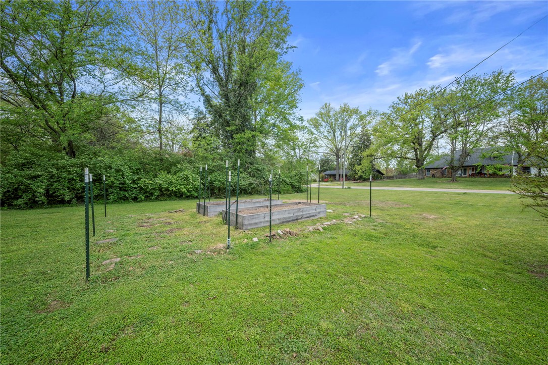 McCleskey Place Siloam Spgs - Residential