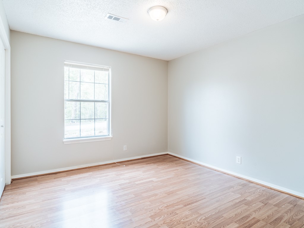 Hampton Sub Bvv - Residential Lease