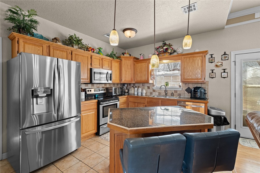 Prairie Meadows Sub Ph II - Residential