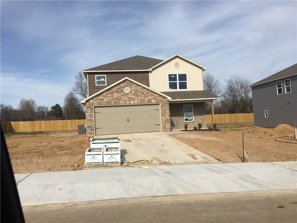 Awesome 3 bed 2.5 bath 2 story floorplan in Spingdale school district. This Home comes with a 2-10 HBW.