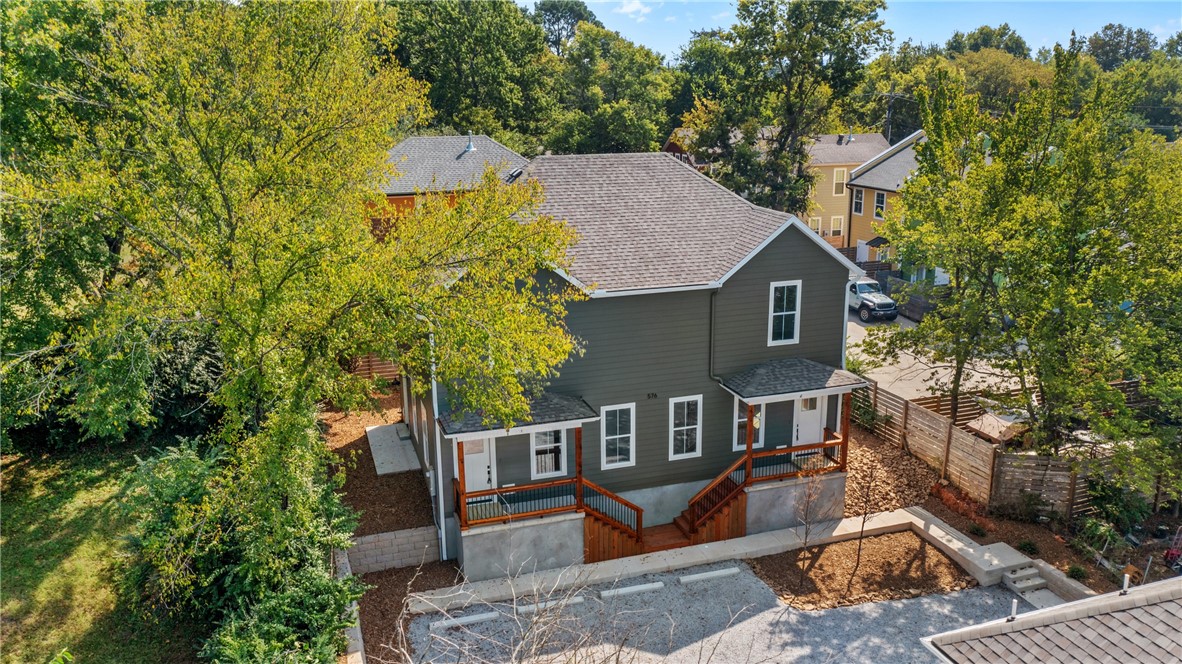 Excellent investment opportunity just off MLK in Fayetteville! Special Financing Incentives are available through Emily Rainwater with Centennial Bank. Seller is offering up to $5,000 in concessions with an acceptable contract and approved offer, which may be applied toward an interest rate buy-down or closing costs when using the preferred lender. (Buyer must use the preferred lender to capture any incentives.)
This brand-new duplex package includes two complete units, each thoughtfully designed with a modern, functional layout. On the main level, every unit features a spacious living room, kitchen, dining area, half bath, and in-unit laundry for everyday convenience. Upstairs, each unit offers two large bedrooms with private full bathrooms, providing the perfect setup for roommates, families, or guests.
With its prime location near shopping, dining, and easy access to I-49, this 2-unit package combines strong rental potential with quality new construction.