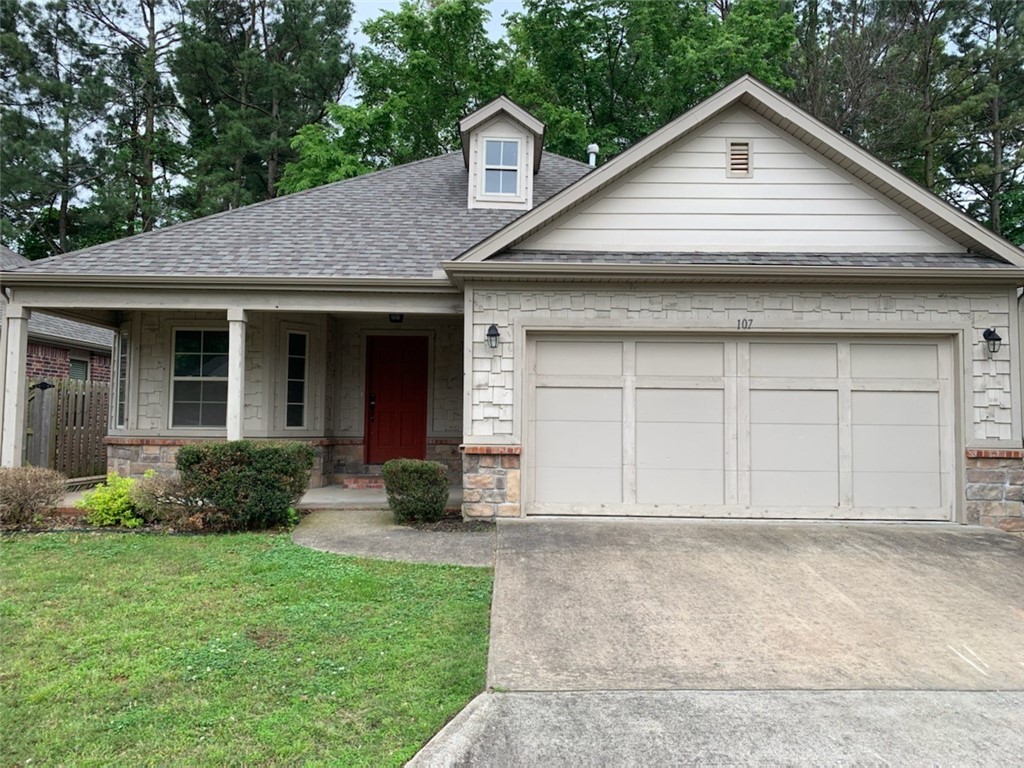 Located in the heart of Fayetteville is this great 3BR/2BA home! Features formal dining with wood floors, tile in wet areas, carpet, tall ceilings and corner gas fireplace in living room and eat-in kitchen with granite counters. Large master with walk-in closet and master bath with whirlpool, shower and double sink counter. Great location! Within 3 miles of U of A, uptown Fayetteville, and easy access to Gregg Ave & Hwy 71B.