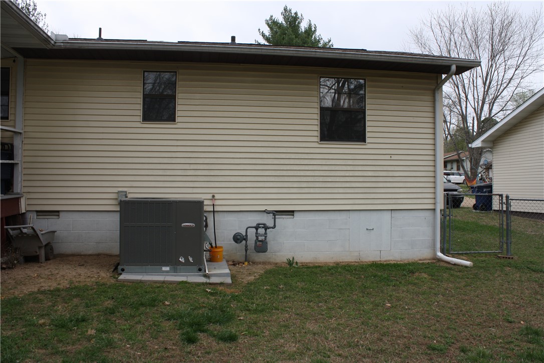 MEADOWCREST EST - Residential