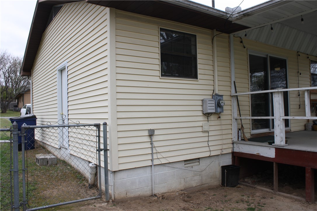 MEADOWCREST EST - Residential