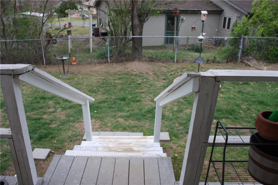 MEADOWCREST EST - Residential