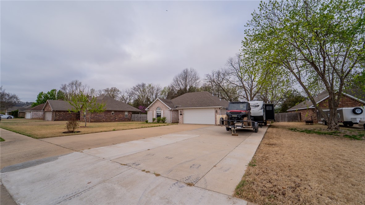 Meadowbrook Sub - Residential