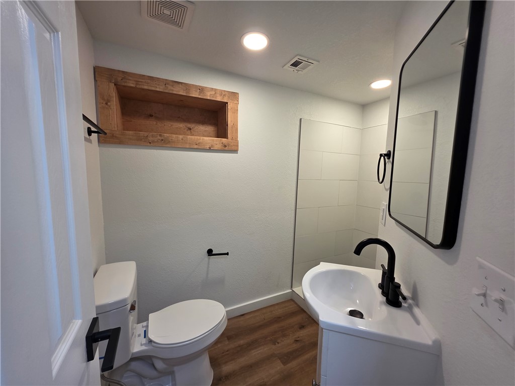 33-20-30 Bentonville - Residential Lease