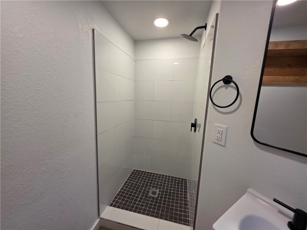 33-20-30 Bentonville - Residential Lease