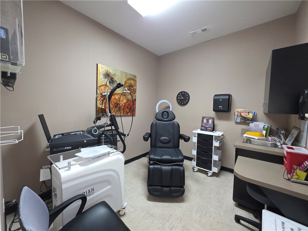 Butterfield Trail Prof Center Hpr - Commercial Lease
