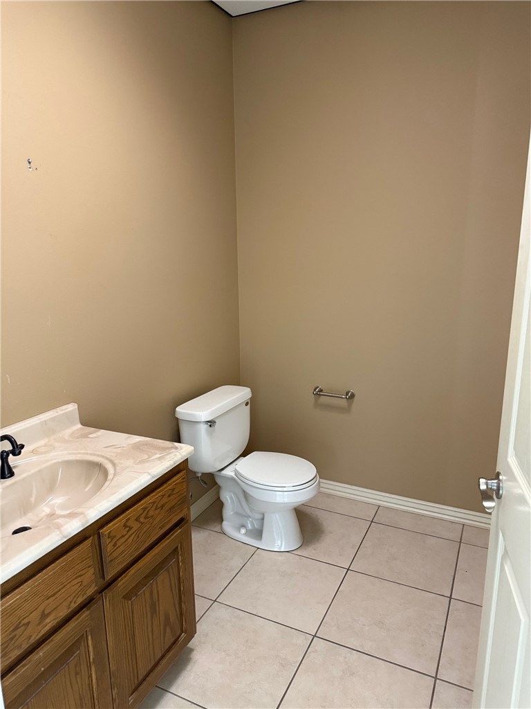 Murphy Comm Sub Lt 2,3 Bvv - Commercial Lease