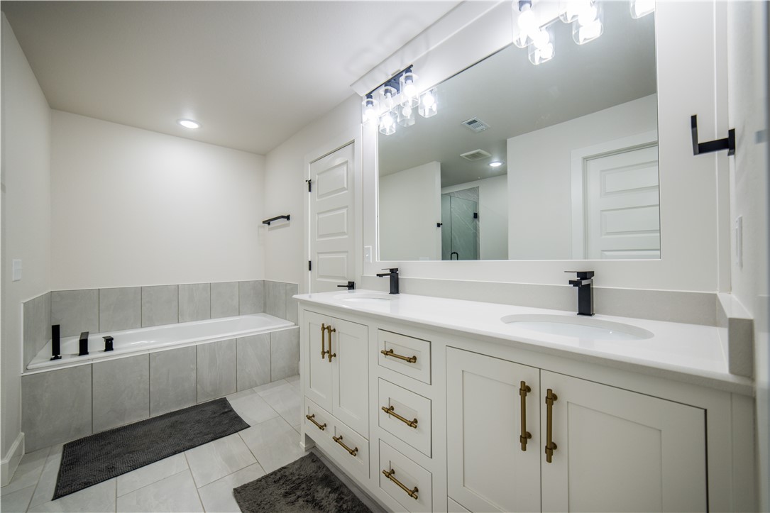 Forest Park Ph 3 Centerton - Residential