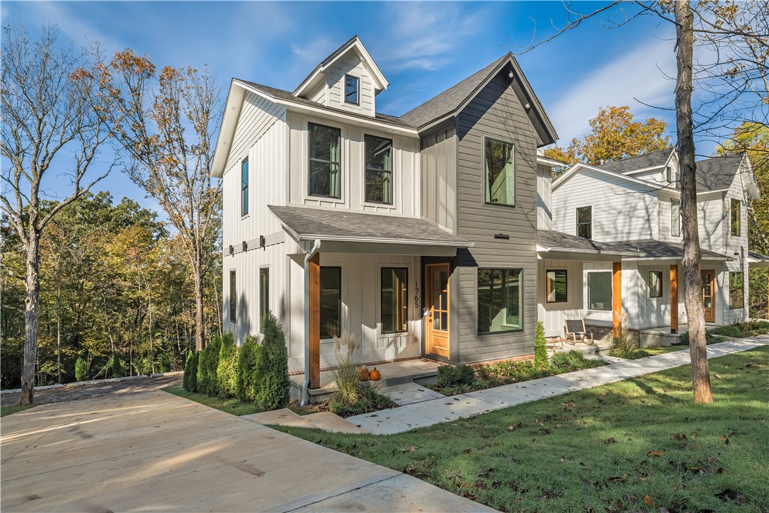 3-16-30 FAYETTEVILLE OUTLOTS - Residential