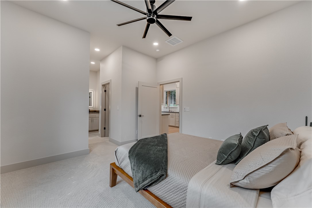 3-16-30 FAYETTEVILLE OUTLOTS - Residential