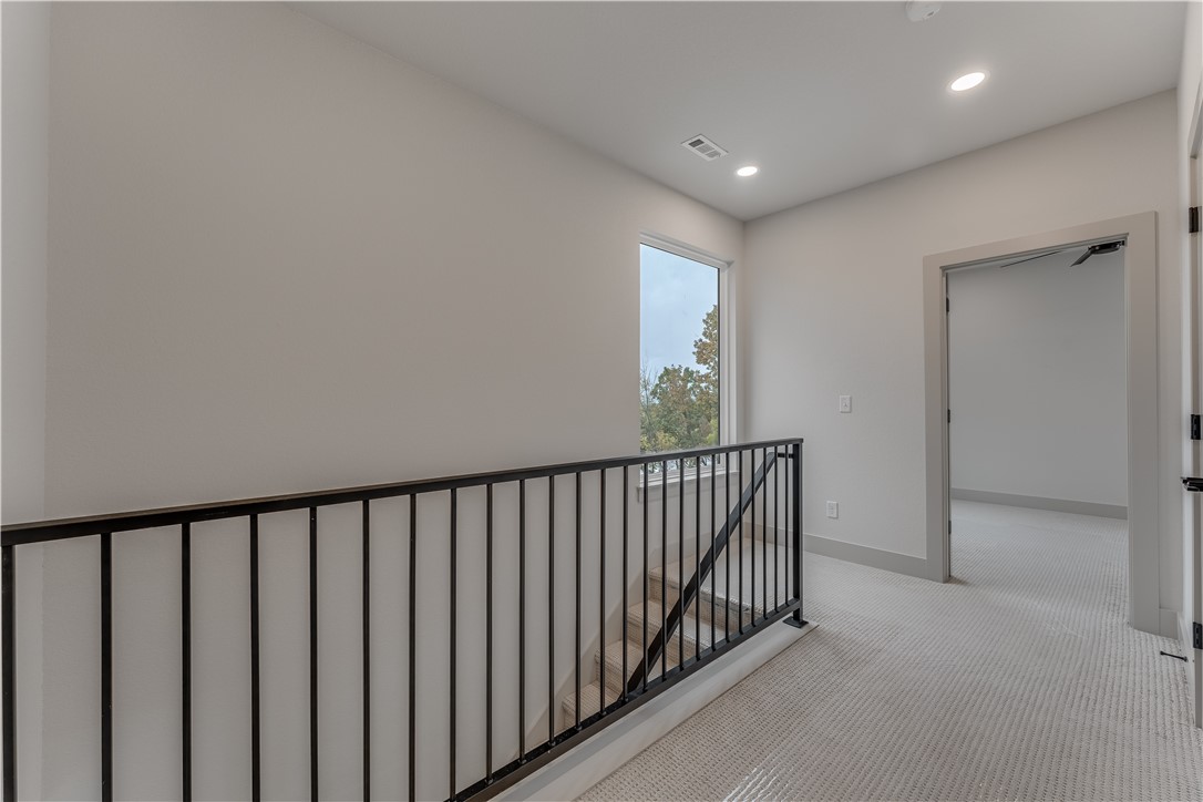 3-16-30 FAYETTEVILLE OUTLOTS - Residential