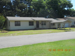Older Home Needs Some Updating on the inside, Fenced in back Yard