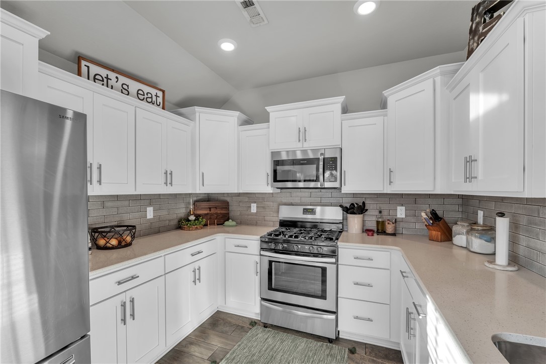 Belle Meade Sub Ph I & Ii - Residential