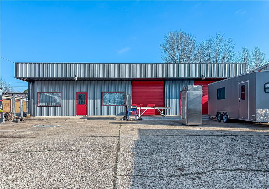 High impact visibility and nonstop traffic flow make this commercial property a standout opportunity. Positioned on a .35-acre lot and zoned CI, (Comm Impv) it offers 3,000+ sq ft of flexible space designed to elevate your business. The building features a wide-open floor plan, kitchen, 1.5 baths, storage, and a dedicated 12x24 paint/powder coating room—plus two entrances for easy customer access. A durable metal roof, steel frame, metal exterior, and two 10x12 garage doors support a wide range of uses, including office, retail, showroom, warehouse, or service-based operations. Dual heat/air units keep the entire space comfortable year-round. Outside, the expansive lot provides parking for up to ten vehicles and prime exposure to a diverse, high volume customer base. Previously home to a thriving health food store, this location is ready to launch your next successful venture in Mountain Home.