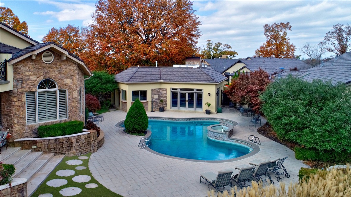Pinnacle - Residential
