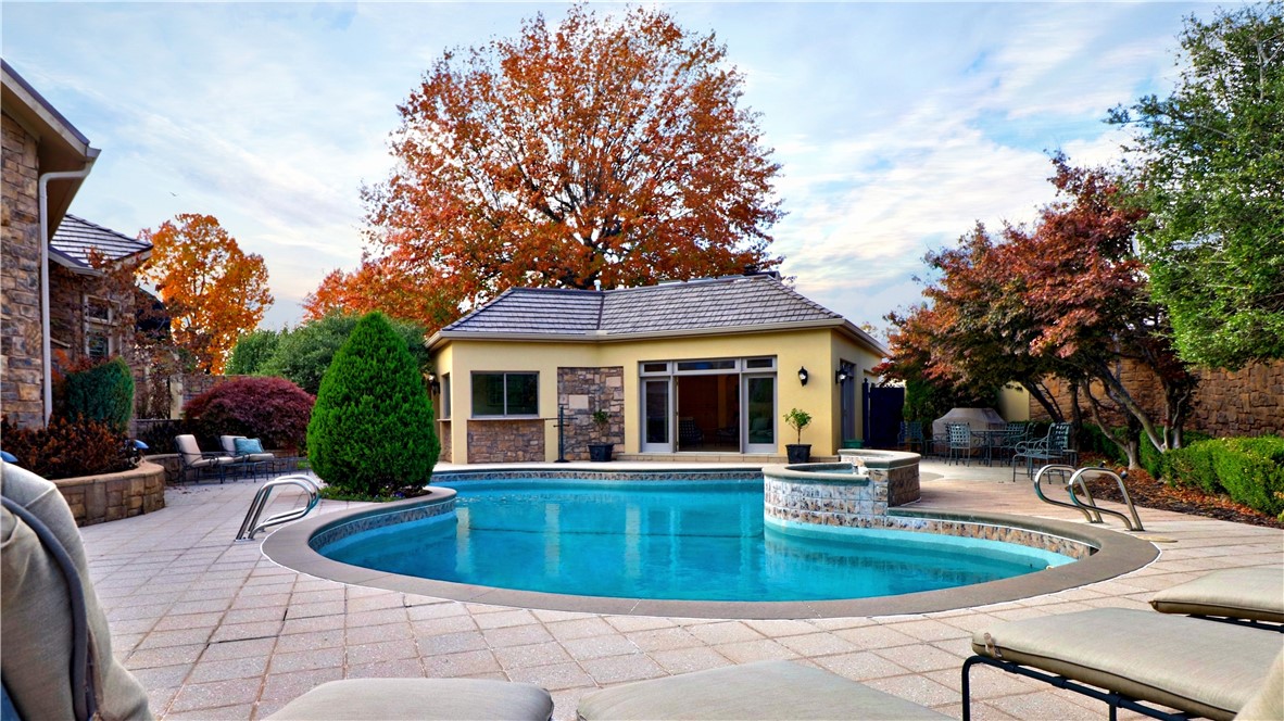 Pinnacle - Residential