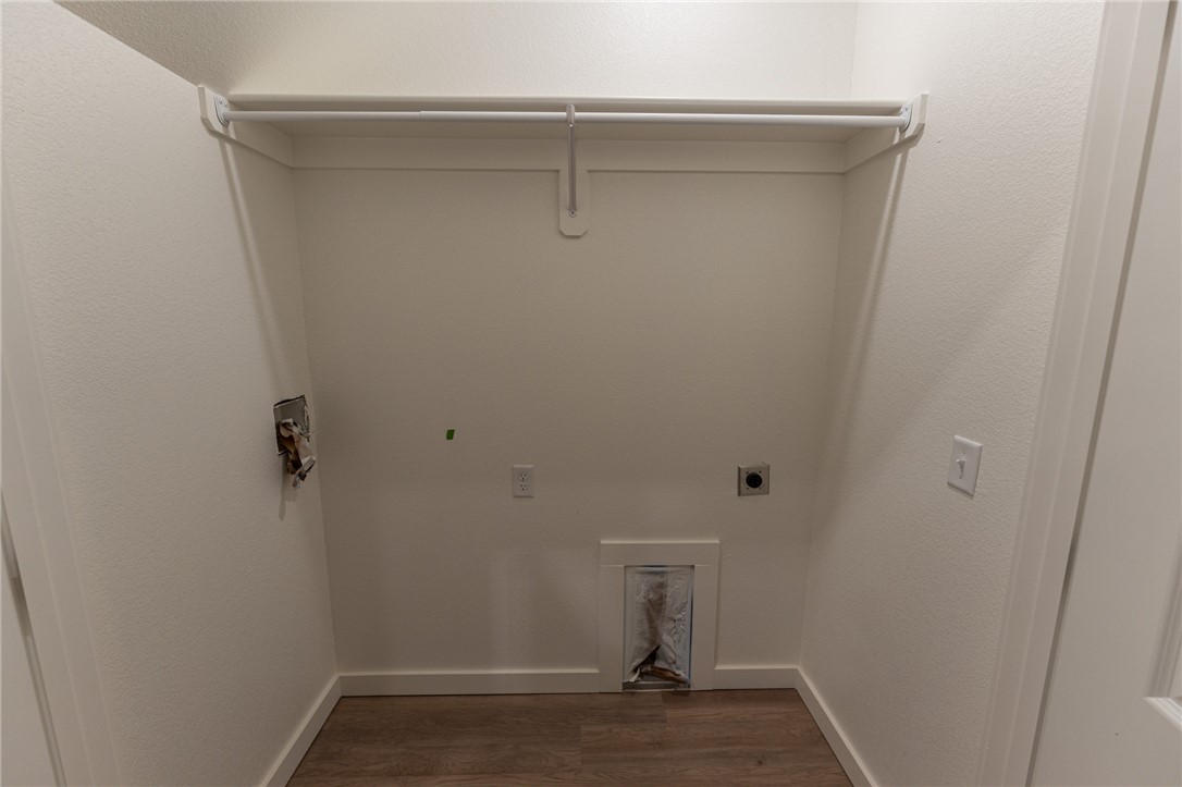 Van Buren Avenue Residences - Residential