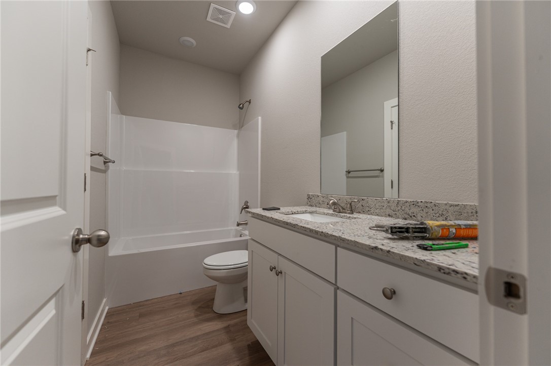 Van Buren Avenue Residences - Residential