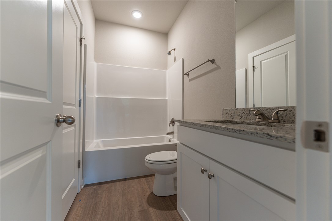 Van Buren Avenue Residences - Residential