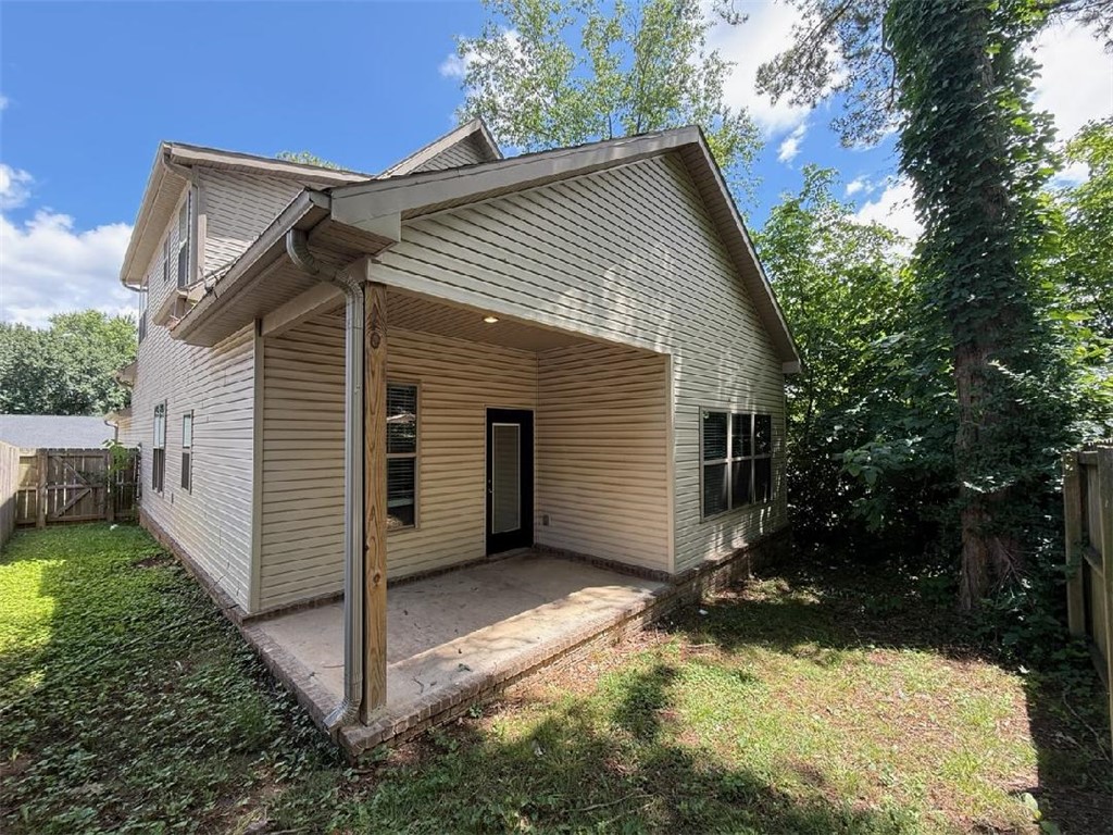 University Acres Sub - Residential Lease