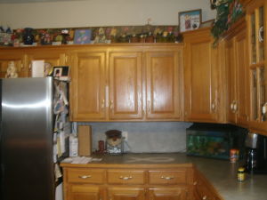 OWNER FINANACE! Peaceful setting with nice mountain view Spacious 1.1/2 story brick 3,350sqft brick home,with 4 bdr. 3.5 bth, 2 living rooms,3 car garage, new roof 2013, bay windows, storm room, 3 extra rooms in basement next to the garage, house has ceramic and carpet floors, deck, 2.16 ac.