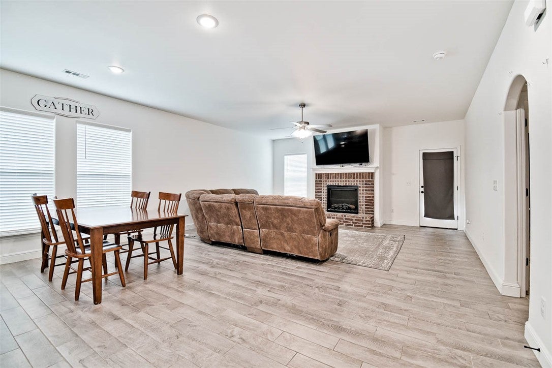 2140 Periwinkle Place