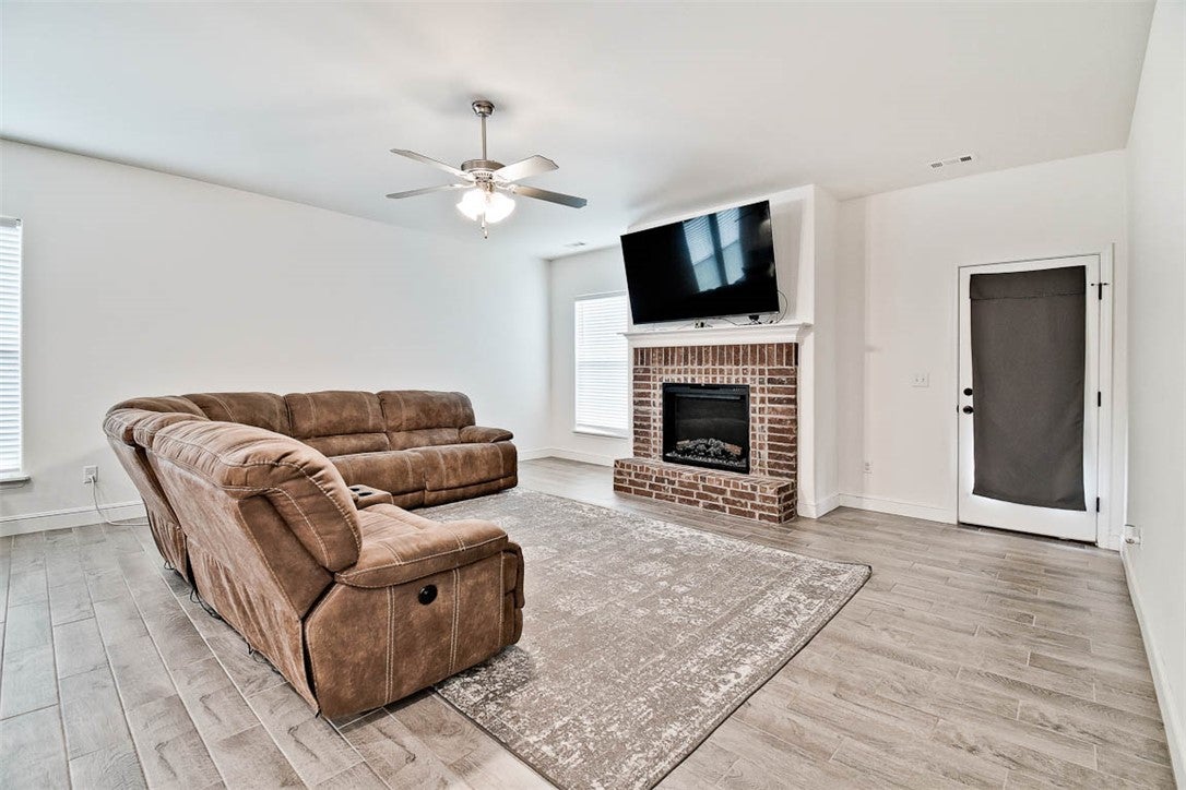 2140 Periwinkle Place