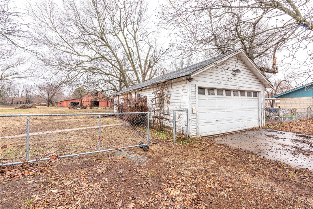 Springdale Outlots - Land