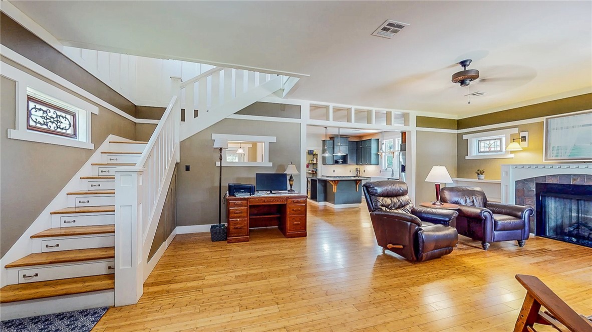 Robert C Bailey Sub Siloam Spgs - Residential
