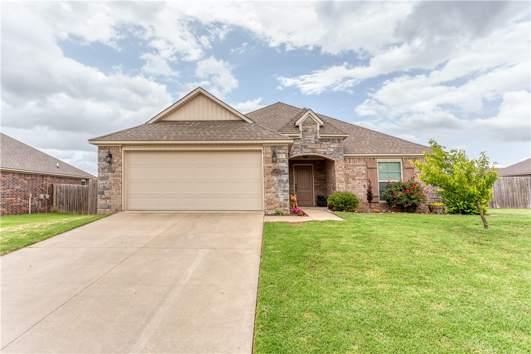 Beautiful, one owner home built in 2014. 3 Bedrooms, split floor plan. Large open kitchen, dining, eating area with fireplace. Sink is in the island. You won't miss out on anything. Great sized main bedroom with walk-in closet. 2 additional bedrooms are also good size and extra bathroom is full. Great counter and cabinet space, you even have a pantry. Lots of windows bring the outside in. Spacious backyard with privacy fence. Don't miss your opportunity on this lovingly cared for home.
