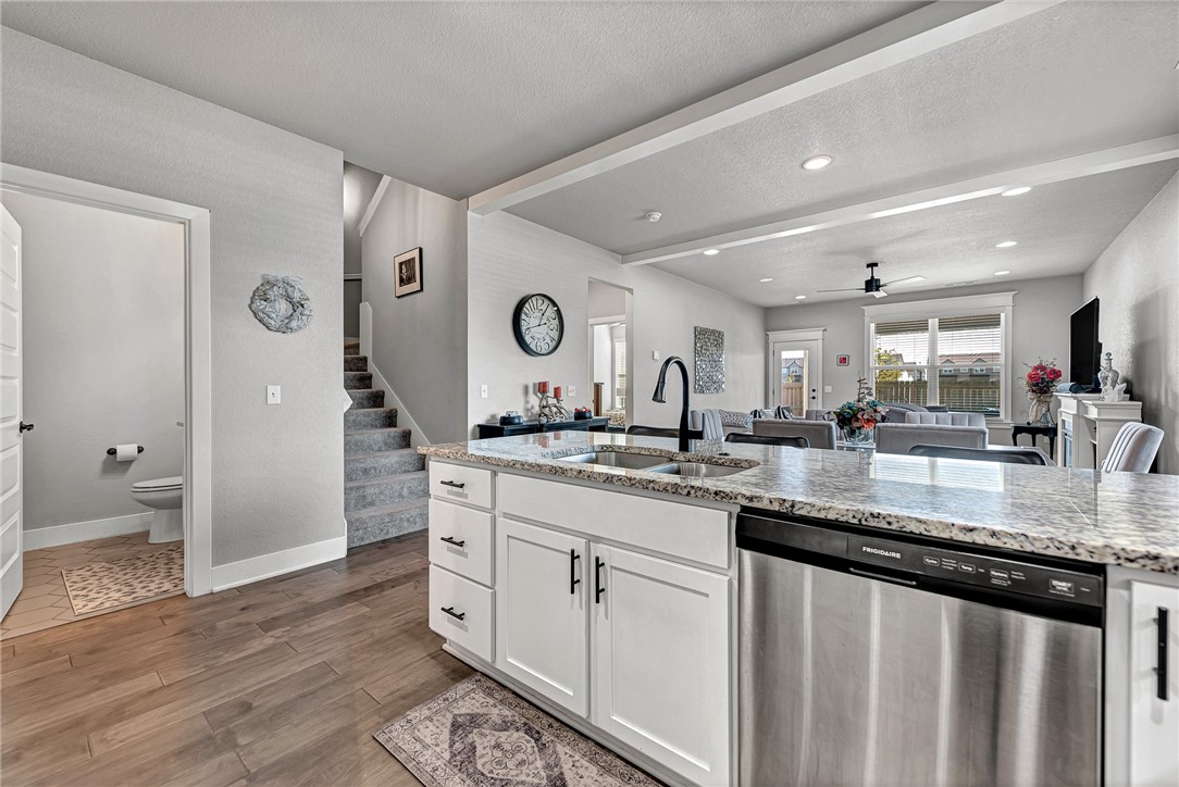 Grove Ph III, The Rogers - Residential