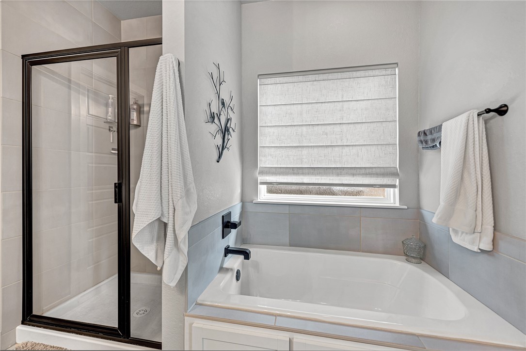 Grove Ph III, The Rogers - Residential