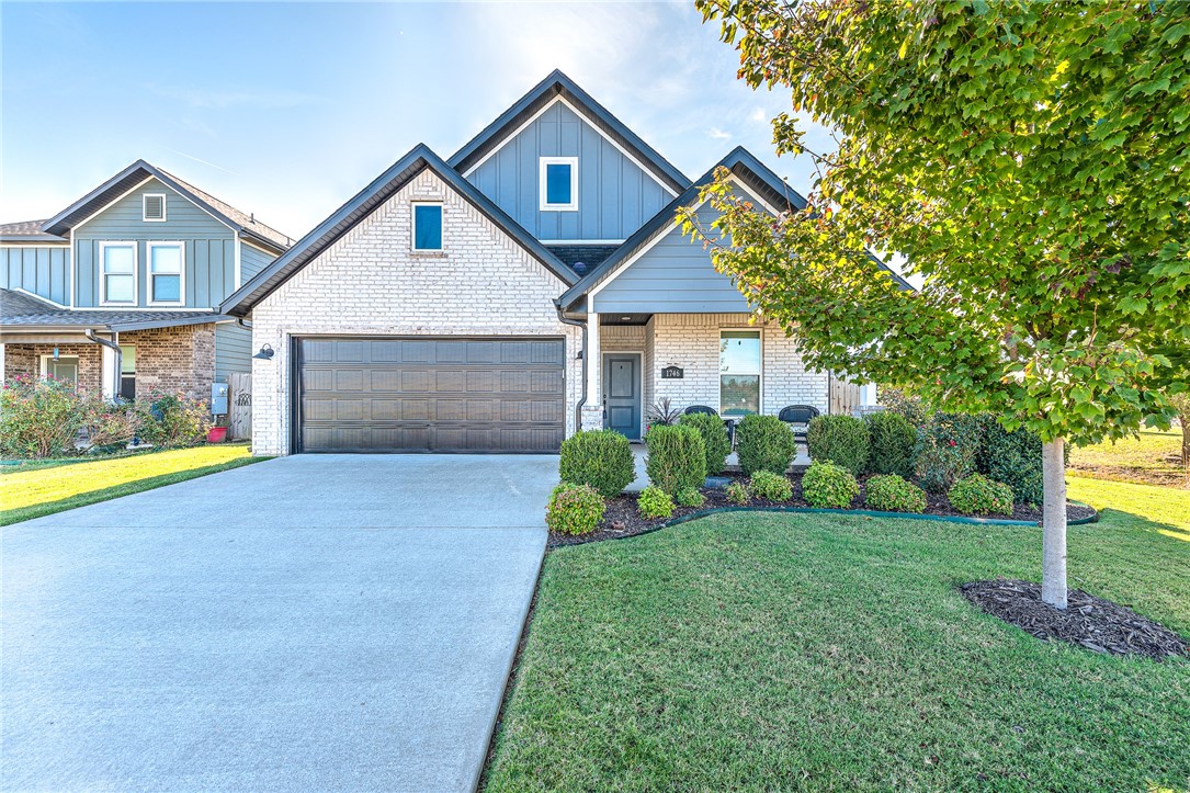 Grove Ph III, The Rogers - Residential