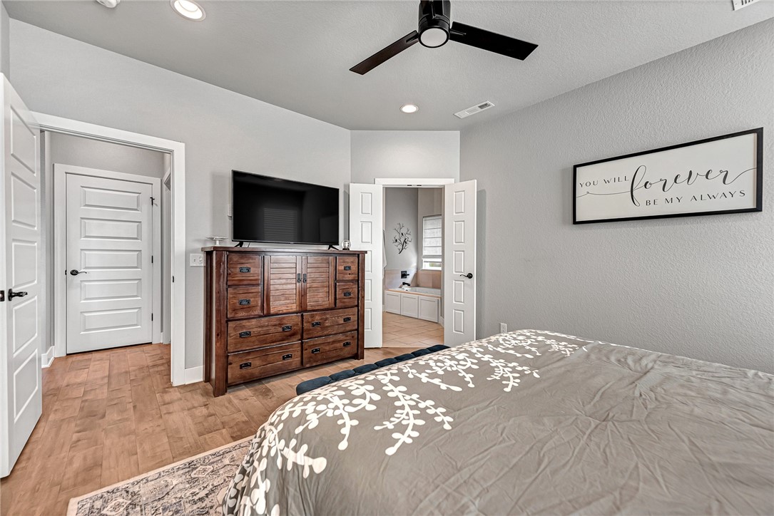 Grove Ph III, The Rogers - Residential