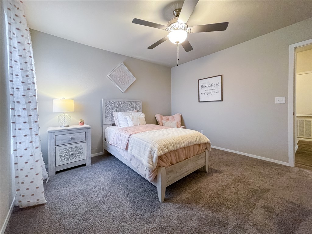 WALNUT HILL SUB PH V-PEA RIDGE - Residential