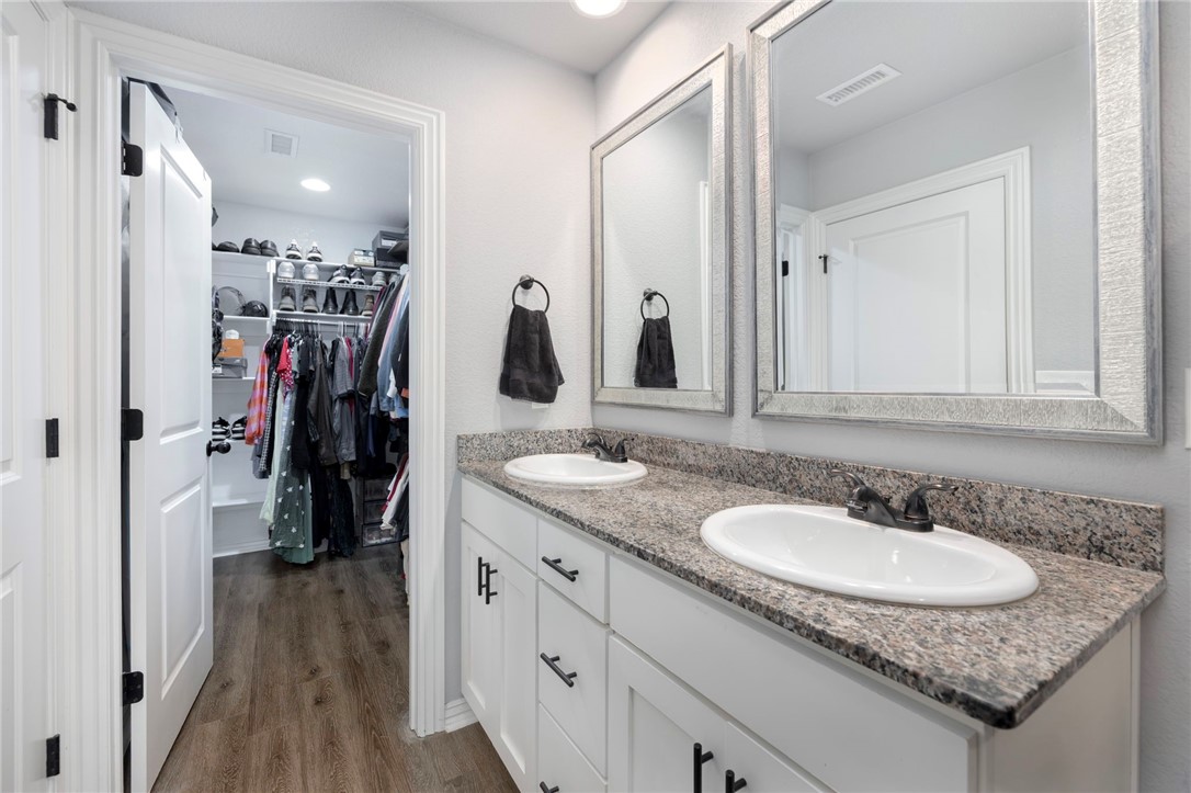 Belle Meade Sub Ph I & Ii - Residential